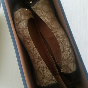 Coach Flats Brown Size 7